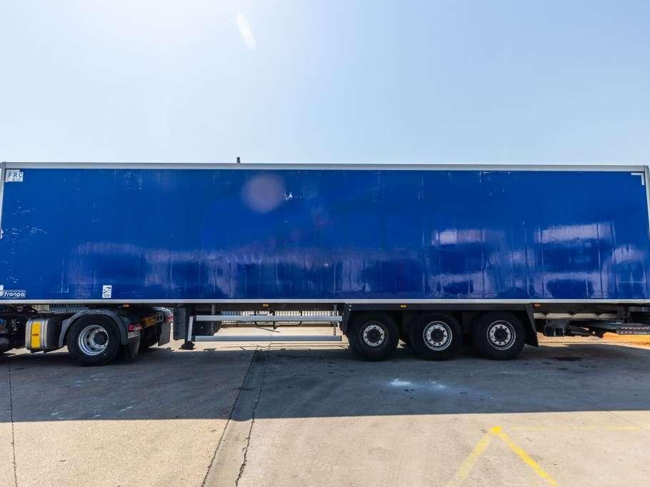 Lecitrailer CARRIER 1950 MT+DHOLLANDIA 3 T. Foto 2