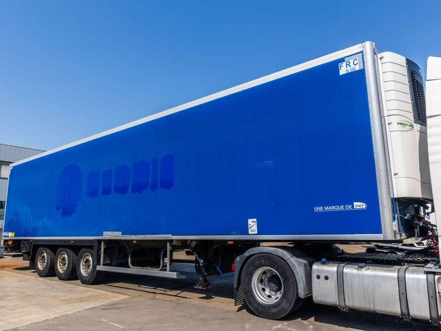 Lecitrailer CARRIER 1950 MT+DHOLLANDIA 3 T. Foto 7