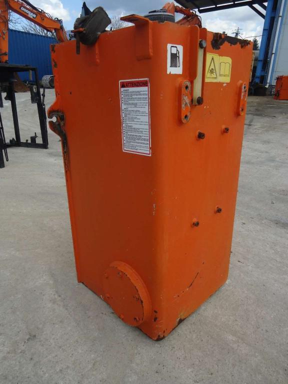 Depósito para gasóleo para Fiat Kobelco W190 Foto 2