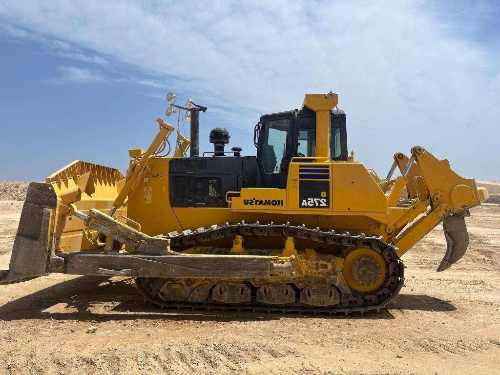 Komatsu D275A-5R (EXW - Abu Dhabi) Foto 1