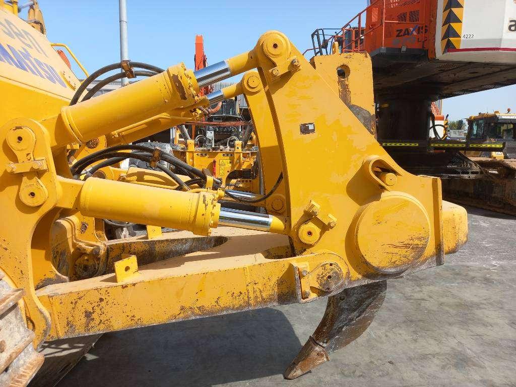 Komatsu D275A-5R (EXW - Abu Dhabi) Foto 15