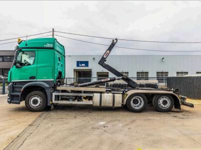 Mercedes-Benz AROCS 2643 L vendida por Braem NV