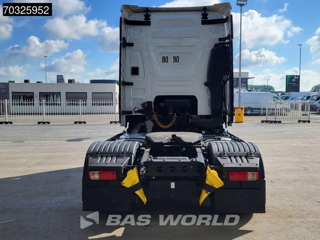Ford F-Max 500 4X2 Retarder 2xTanks ACC Navi Standklima Foto 10