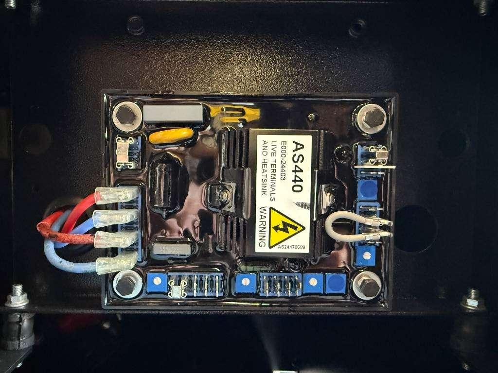 DPX CJ544FS - 625 kVA Alternator - DPX-33913 Grupo electrógeno Foto 8