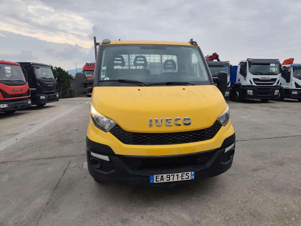 Iveco DAILY 35-130 Foto 18