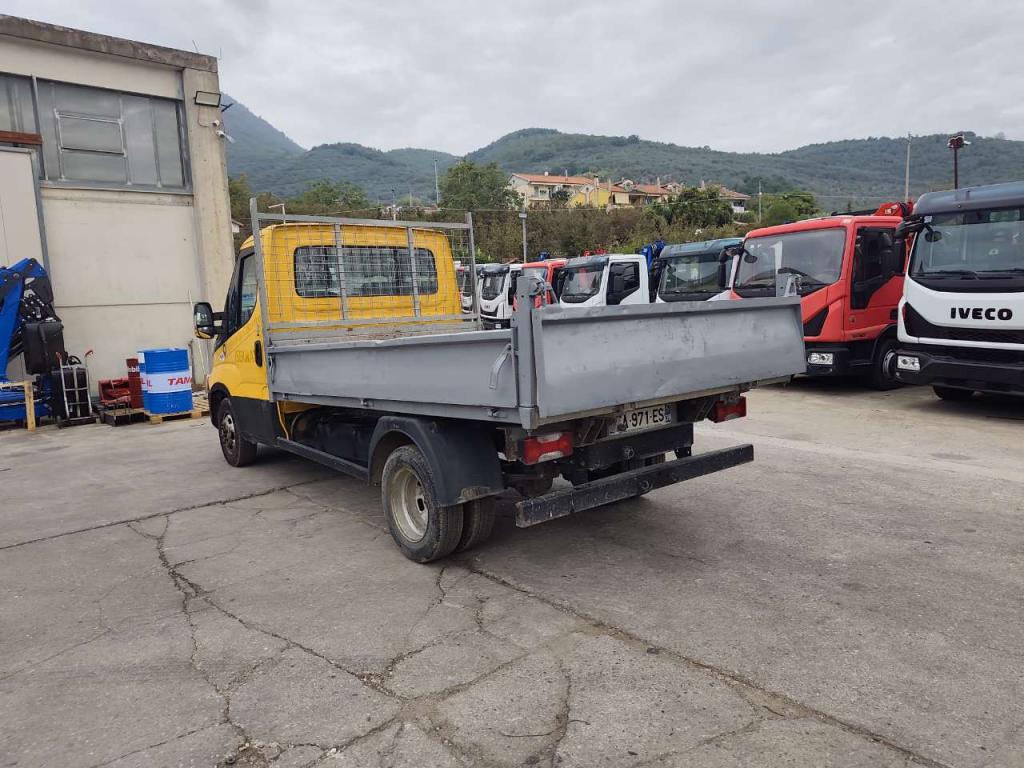 Iveco DAILY 35-130 Foto 5