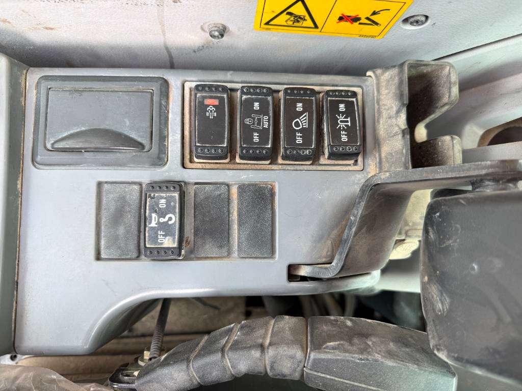 Hitachi ZX140W-6 - Blade / Triple Boom / Auto Greasing Foto 13