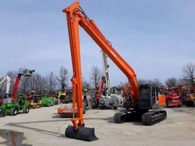 Hitachi ZX250LCN -3 SLF vendida por Massucco T. Srl