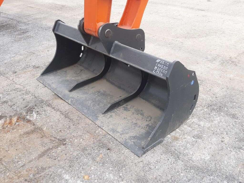Hitachi ZX250LCN -3 SLF Foto 16