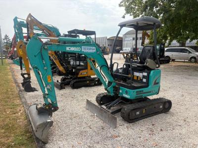 Kobelco SK17SR-3 vendida por BESSEGA SAS di Bessega & C.