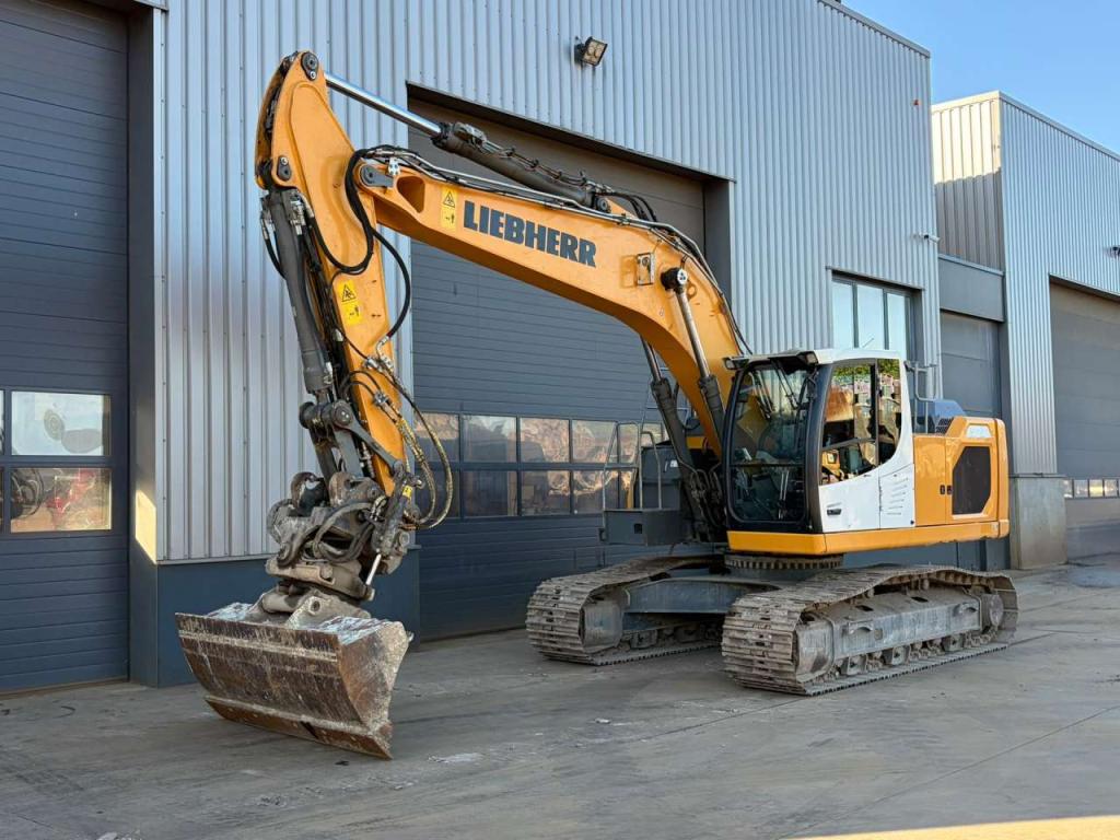 Liebherr R922LC Foto 2