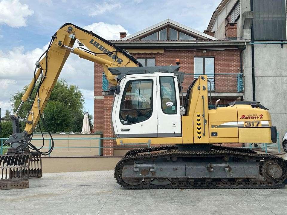 Liebherr R317 Litronic Foto 2
