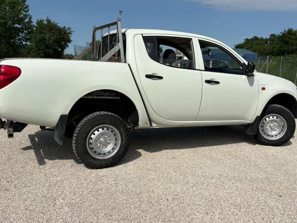 Mitsubishi L200 4X4 MANUALE Foto 11
