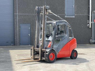Linde H 30 D vendida por Machinery Resale
