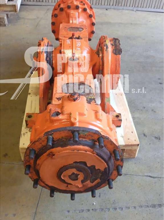 Eje posterior para Hitachi LX 170 Foto 2