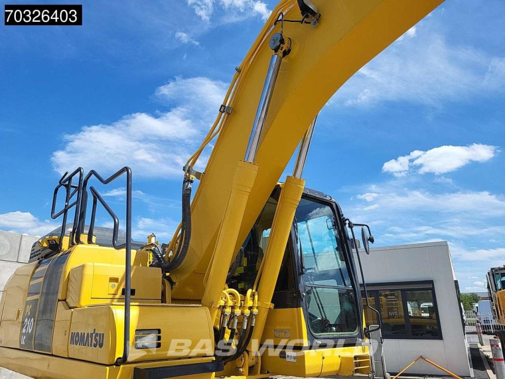 Komatsu PC210 LC-11 Foto 10
