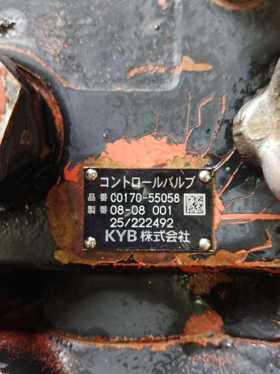 Distribuidor hidraulico para JCB Js 330 Foto 5