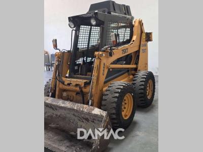 Case 75XT vendida por DAMAC