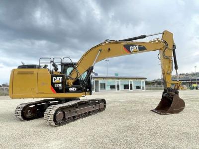 Caterpillar 323ELN vendida por Zeta Macchine Srl