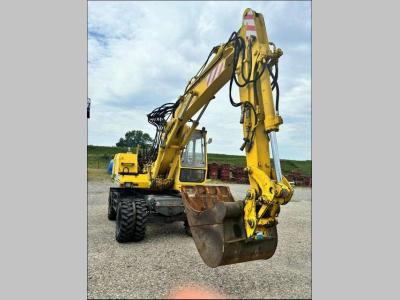 Liebherr A900C vendida por Deal Di Balliu Mentor & c. Sas
