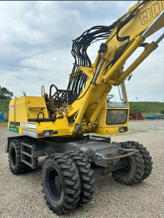 Liebherr A900C Foto 3