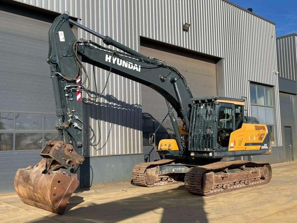 Hyundai HX220AL Foto 2