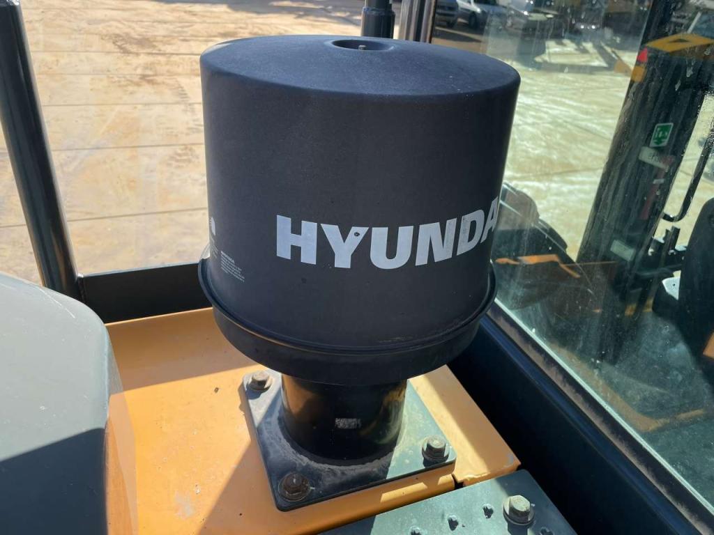 Hyundai HX220AL Foto 24