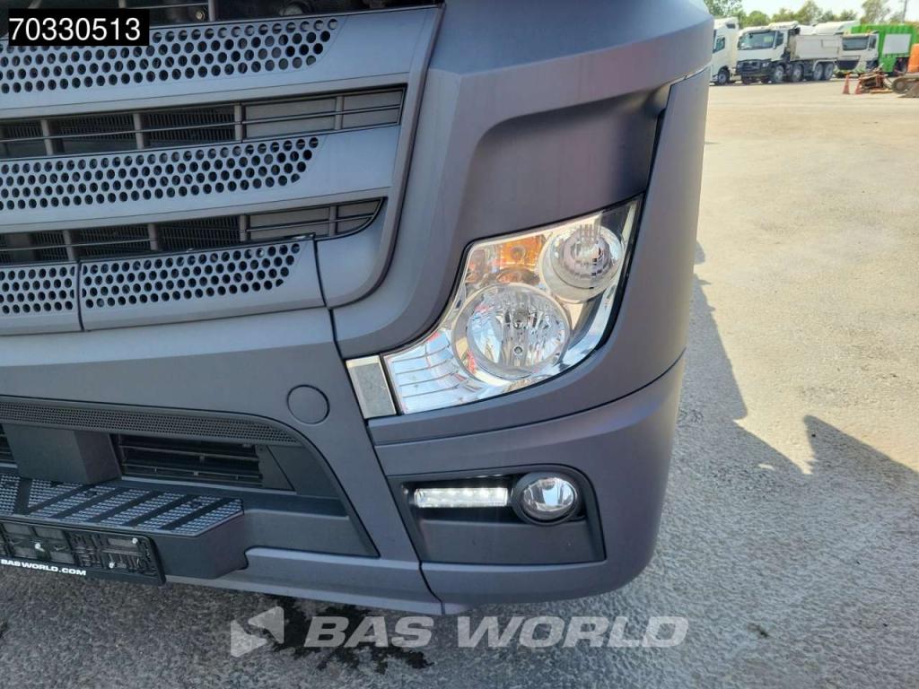 Mercedes-Benz Actros 1851 4X2 BigSpace 2x Tanks M.O.T. Foto 7