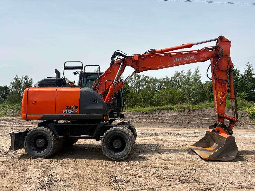 Hitachi ZX140W-6 (3 Pieces available) Foto 4