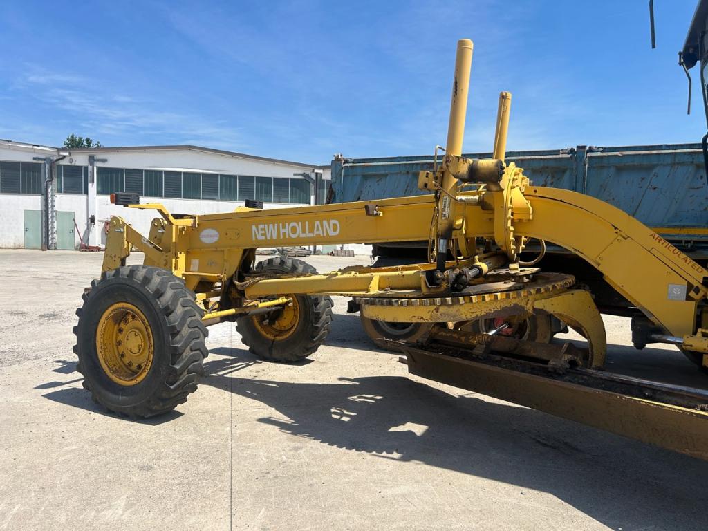 New Holland RG 140 Foto 6