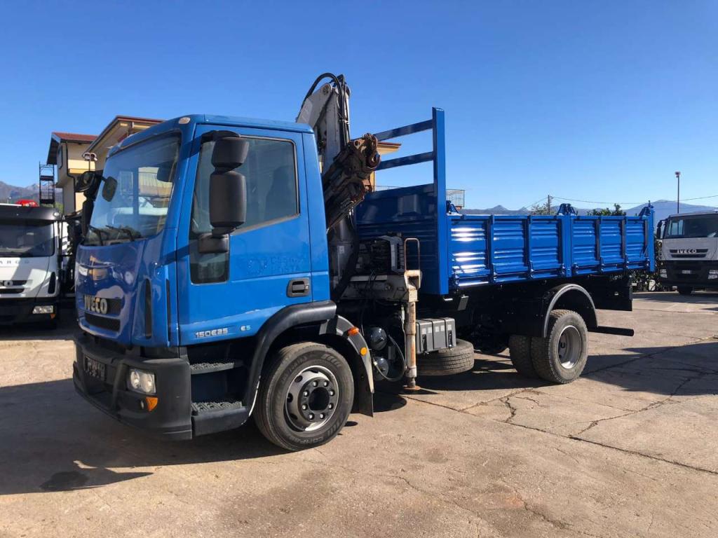 Iveco EUROCARGO 150E25P Foto 11
