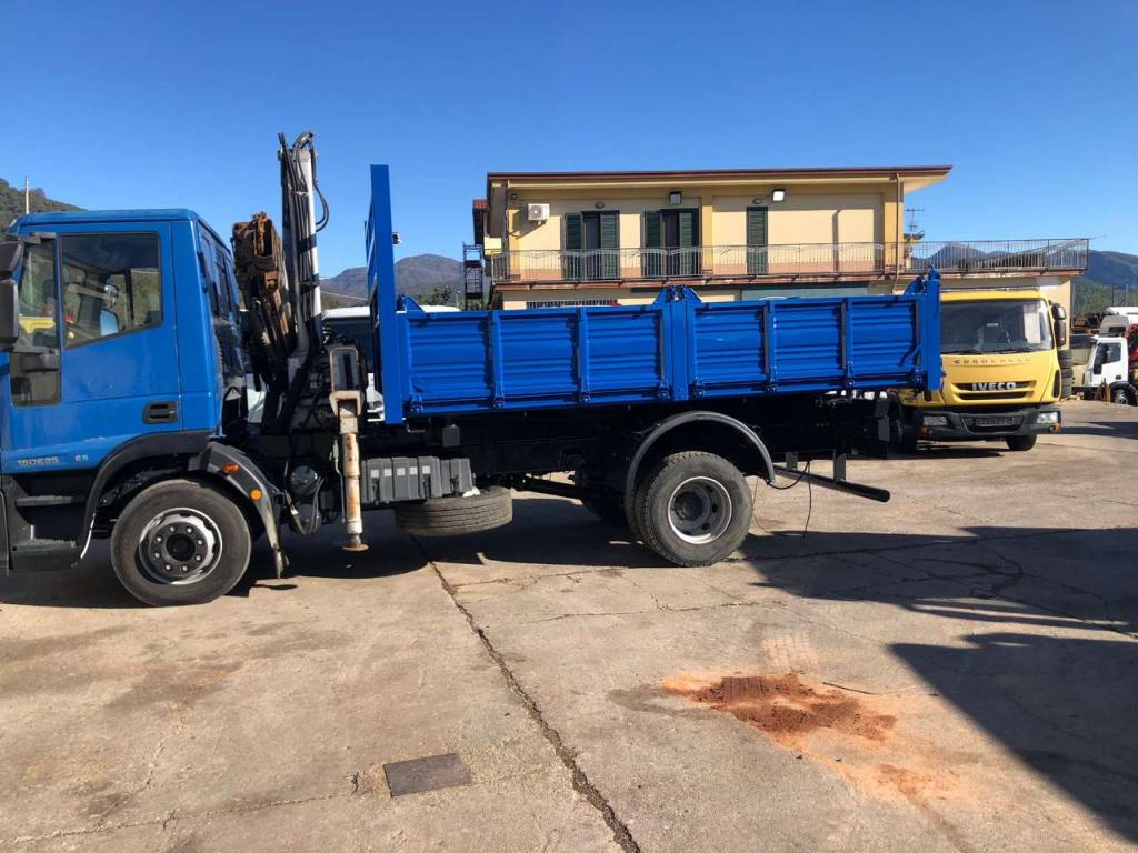 Iveco EUROCARGO 150E25P Foto 25