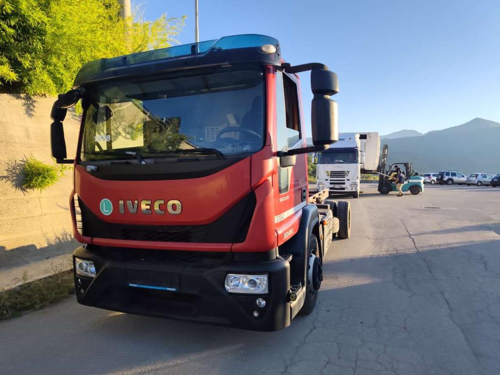 Iveco EUROCARGO 150-280 Foto 24