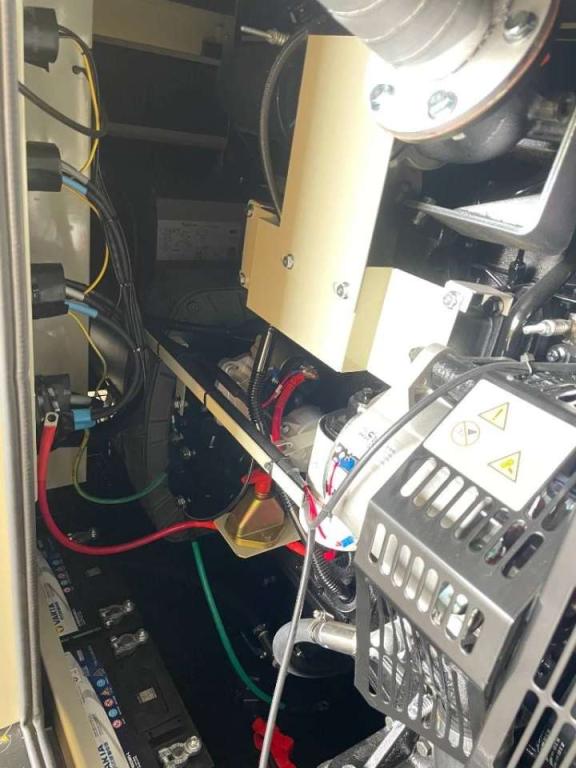 Cummins 4BTA3.9-G11 - 88 kVA Generator - DPX-19834 Foto 14