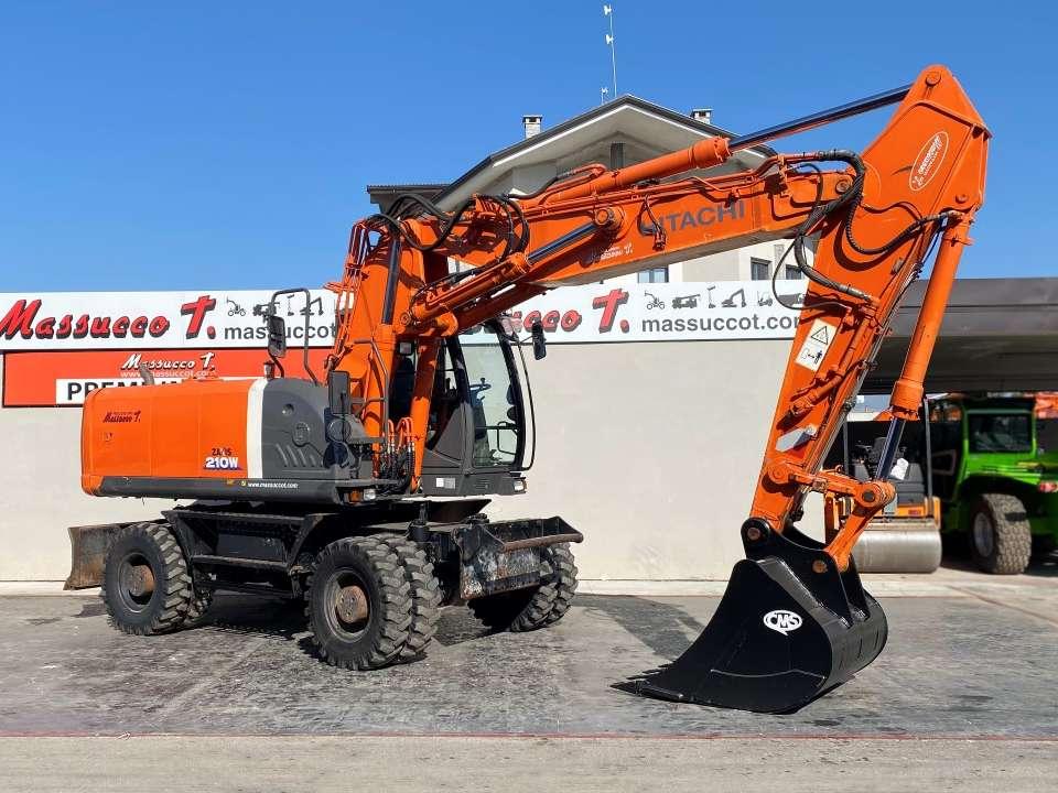 Hitachi ZX210W-3 Foto 11