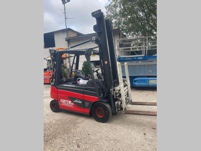 Linde E30 Foto 1