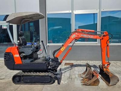 Kubota KX36-2a vendida por Galli Battista Srl
