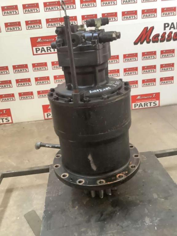 Motor de rotación de la plataforma giratoria para New Holland E 385 Foto 3
