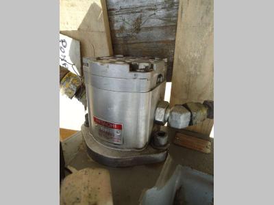 Bomba hidráulica de servoválvula para Hitachi ZW310 vendida por OLM 90 Srl