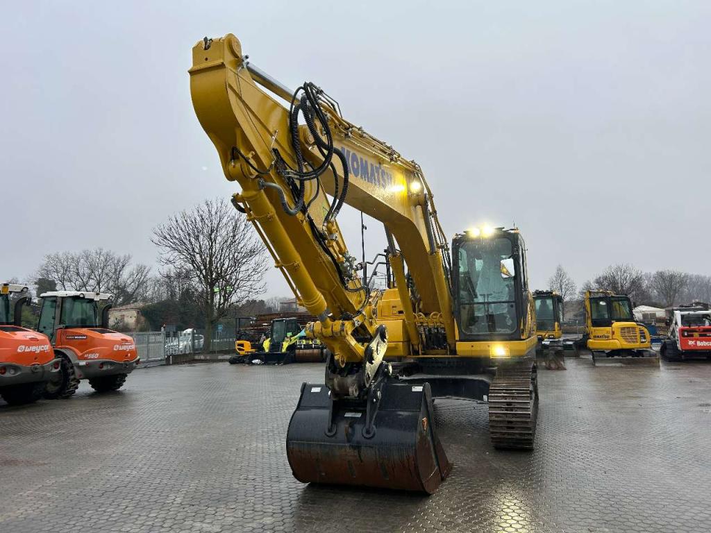 Komatsu PC210NLC-11E0 Foto 3