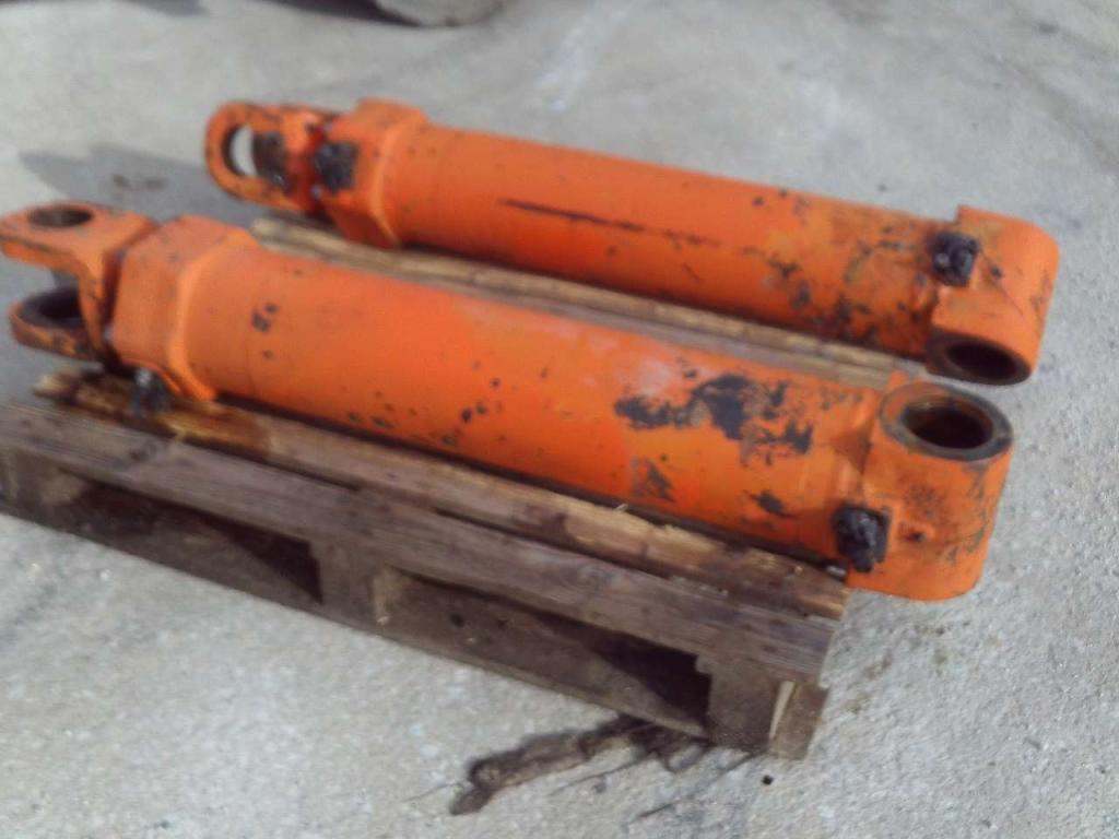 Cilndro de levantamiento para Fiat Allis FR220 Foto 3