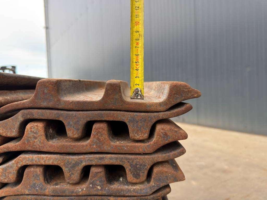 Caterpillar 330C / 330D / 336D / 336E / 336F - 850 mm shoes Tr Foto 7
