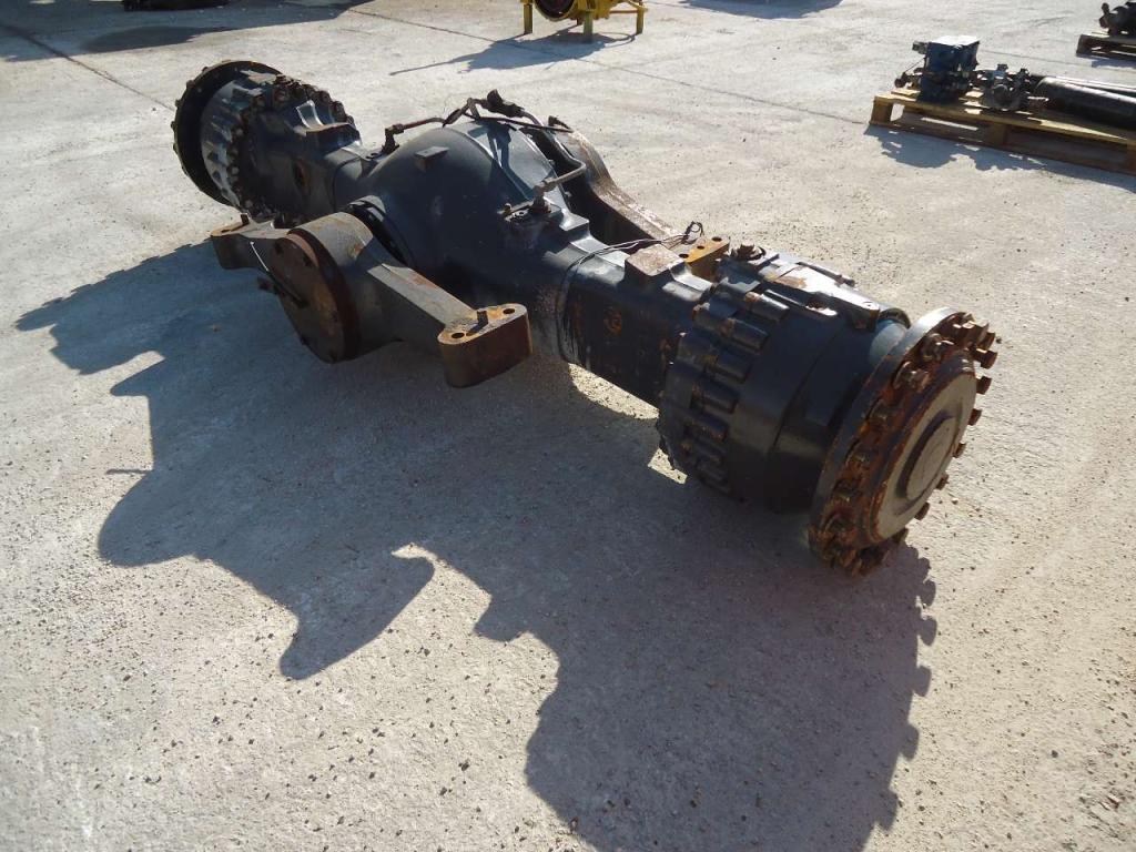 Eje posterior para New Holland W270B - ZF MT-L3105 Foto 4