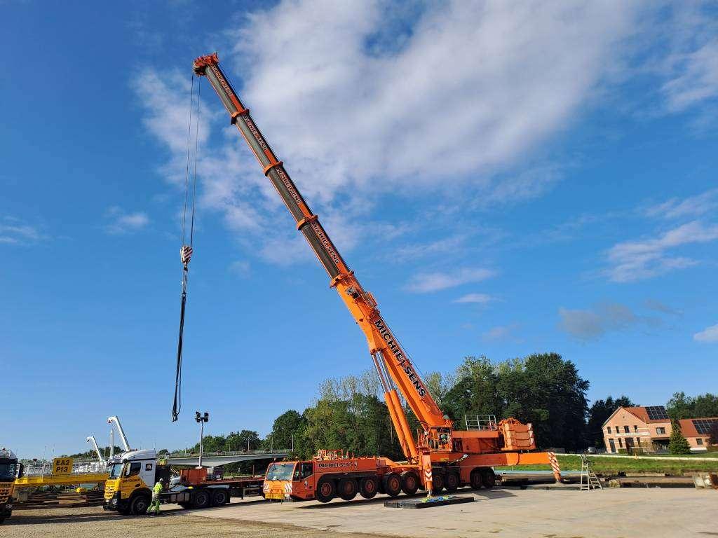 Terex - Demag AC700 Foto 2