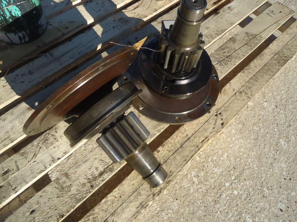Piñón y discos de embrague para Fiat Allis FL9 Foto 1