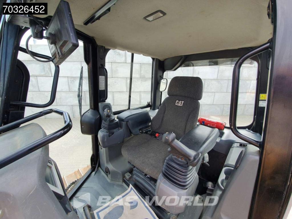 Caterpillar D5K2 LGP Ripper Foto 22