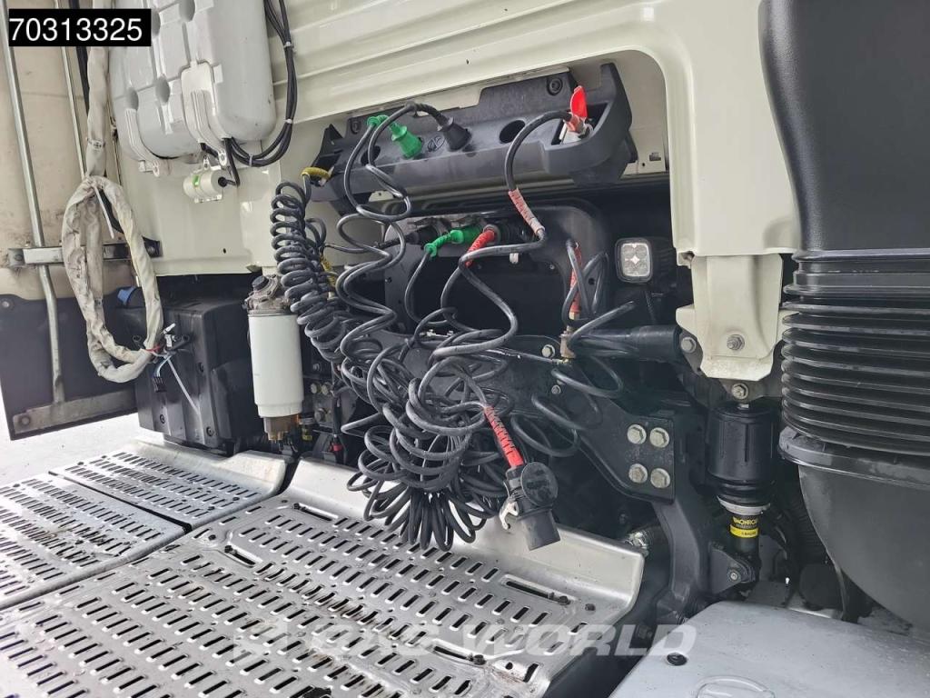 Daf XF 480 4X2 2x Tanks Mega Standklima Foto 12