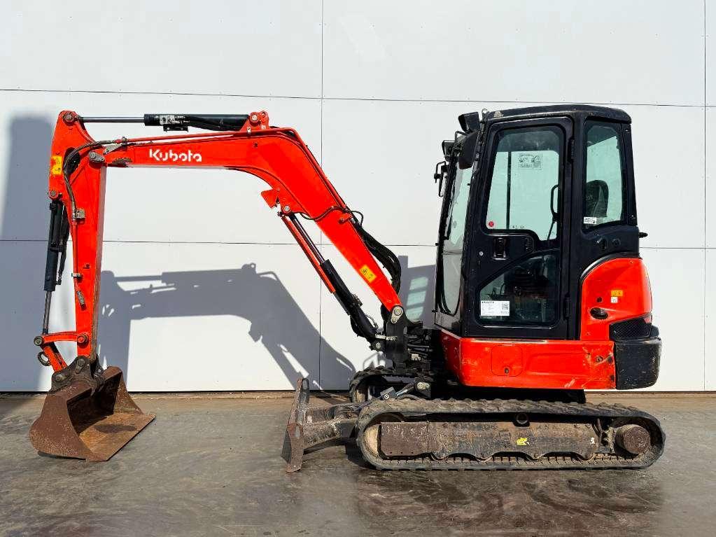 Kubota KX037-4 - Hammer Lines / Quick Coupler Foto 1