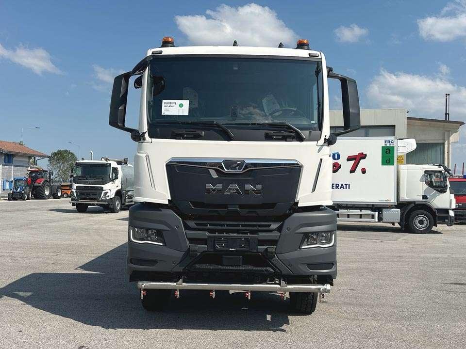 Man TGS 33.520 6X6 Foto 21