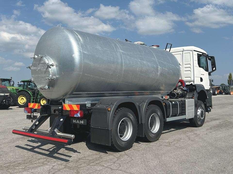 Man TGS 33.520 6X6 Foto 23